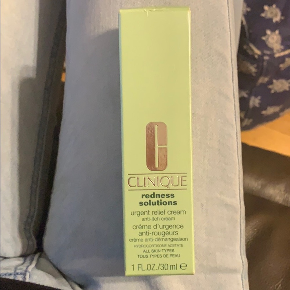 Clinique redness solutions urgent relief cream